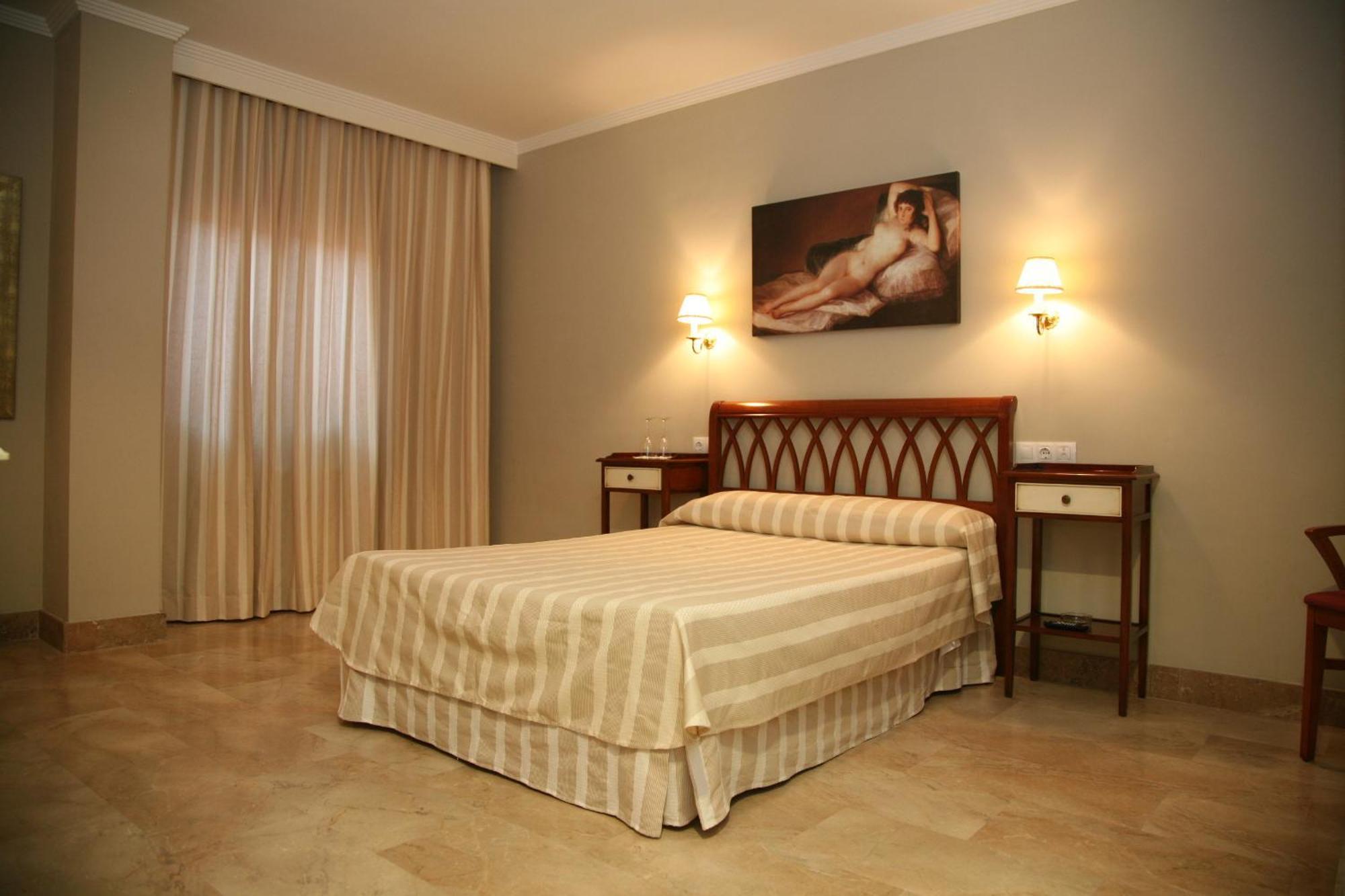Hotel Torre Del Oro La Rinconada المظهر الخارجي الصورة